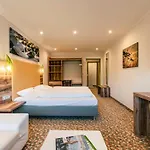 Gruenwies -bonsai-wellness Garni (adults Only) לוהברג