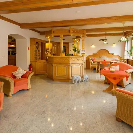 Gruenwies -bonsai-wellness Garni (adults Only) 3*